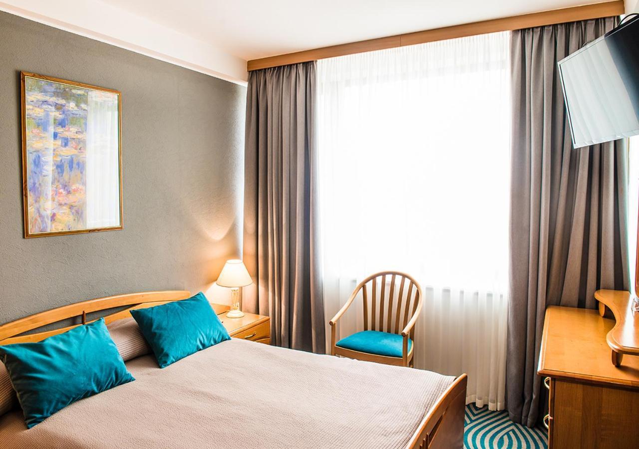 Premier Hotel Lybid キエフ エクステリア 写真