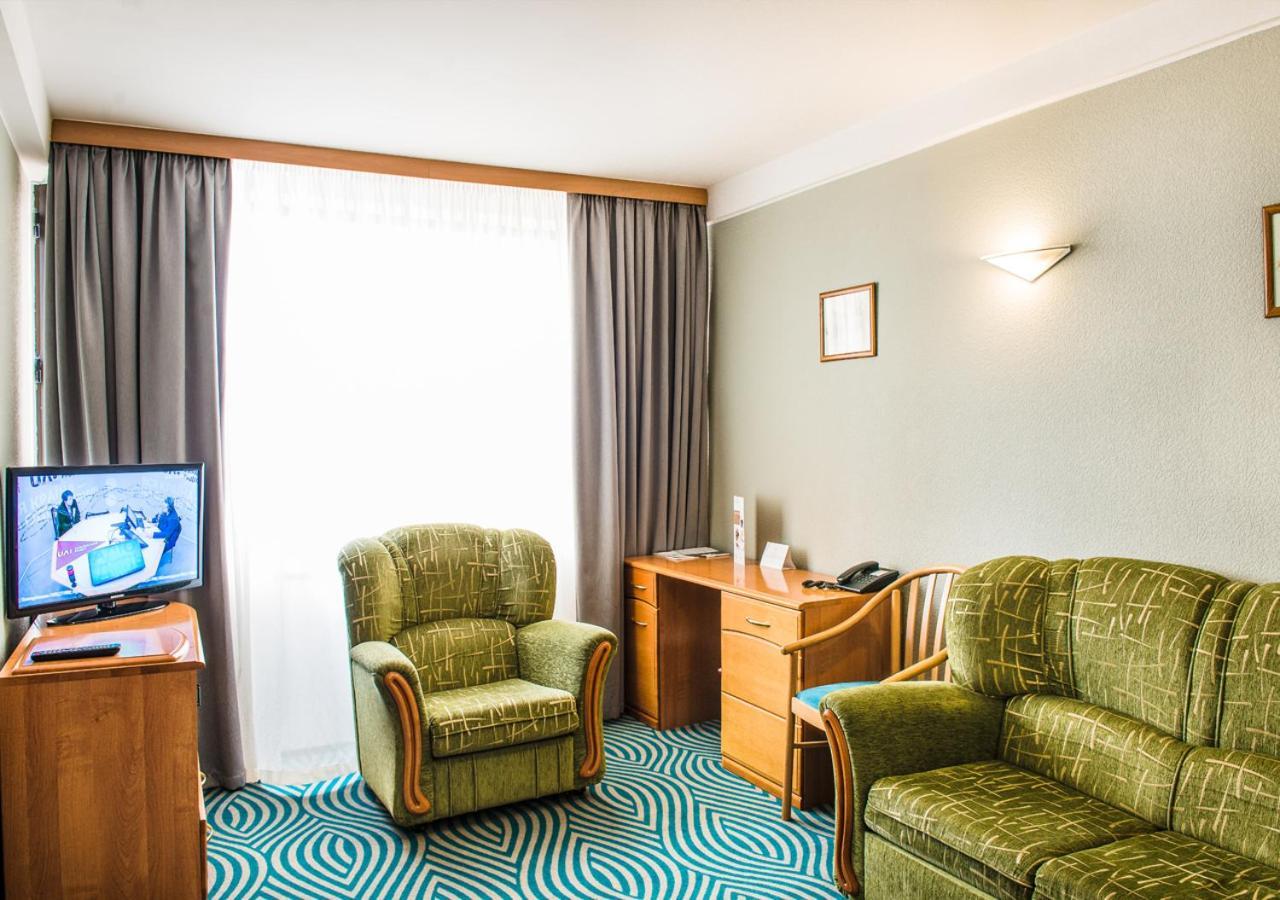 Premier Hotel Lybid キエフ エクステリア 写真