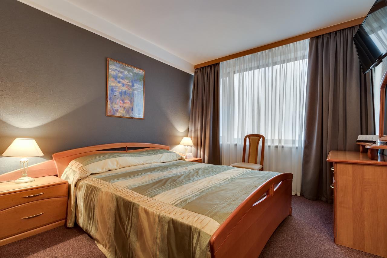 Premier Hotel Lybid キエフ エクステリア 写真